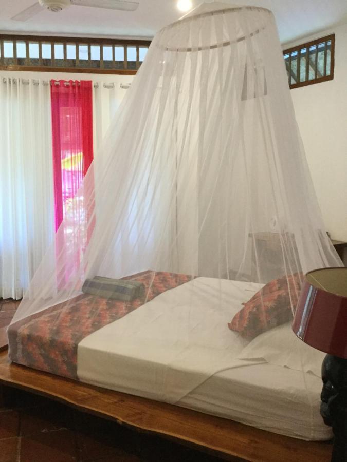 Villa Jati Mangsit Senggigi Esterno foto